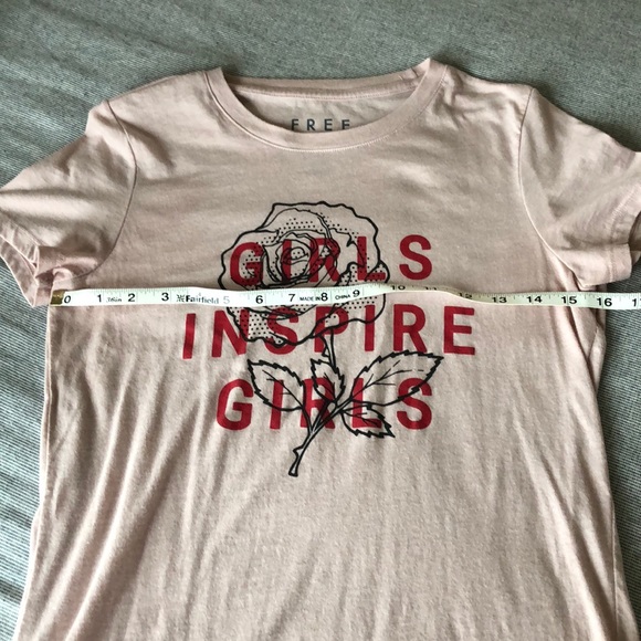 💜Graphic tee - Picture 3 of 5